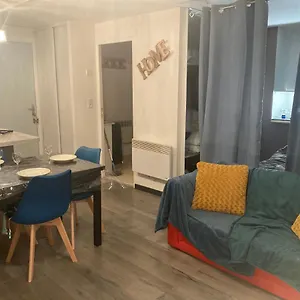 Le  studio Sur La Neste  Dans Le Centre D’arreau , Arreau France